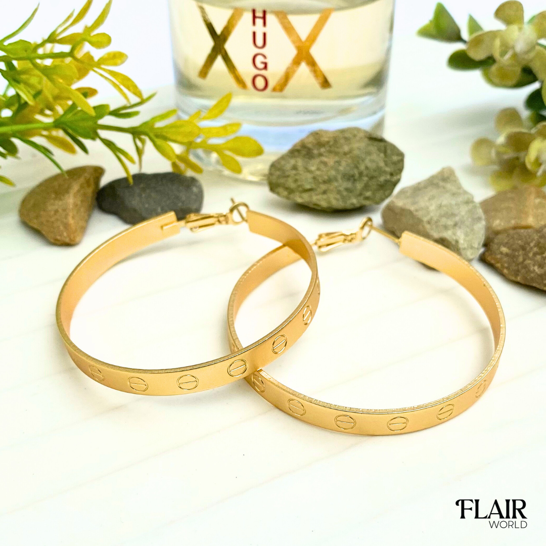 Round Gold Dash Earings