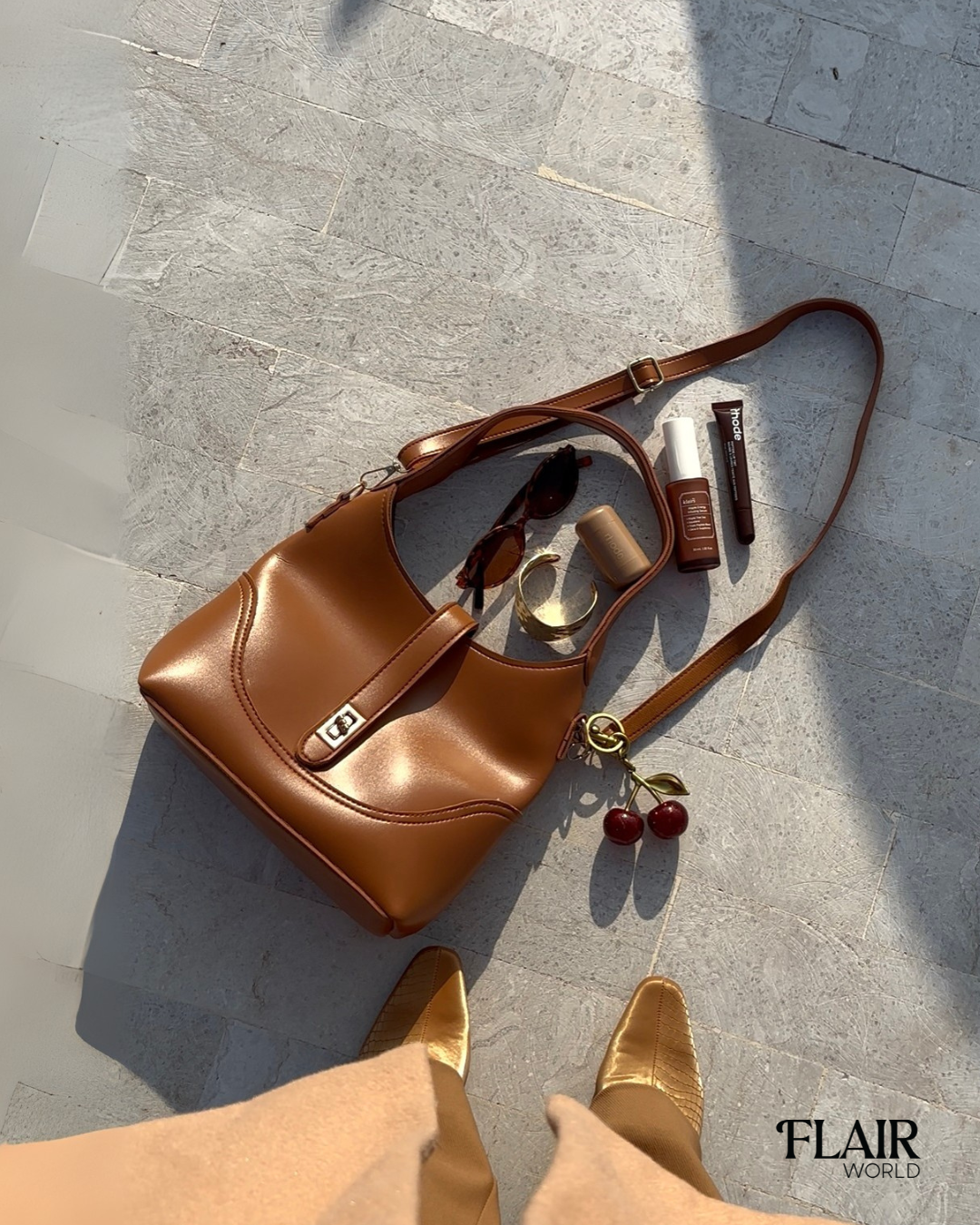 Mona Brown Hand Bag