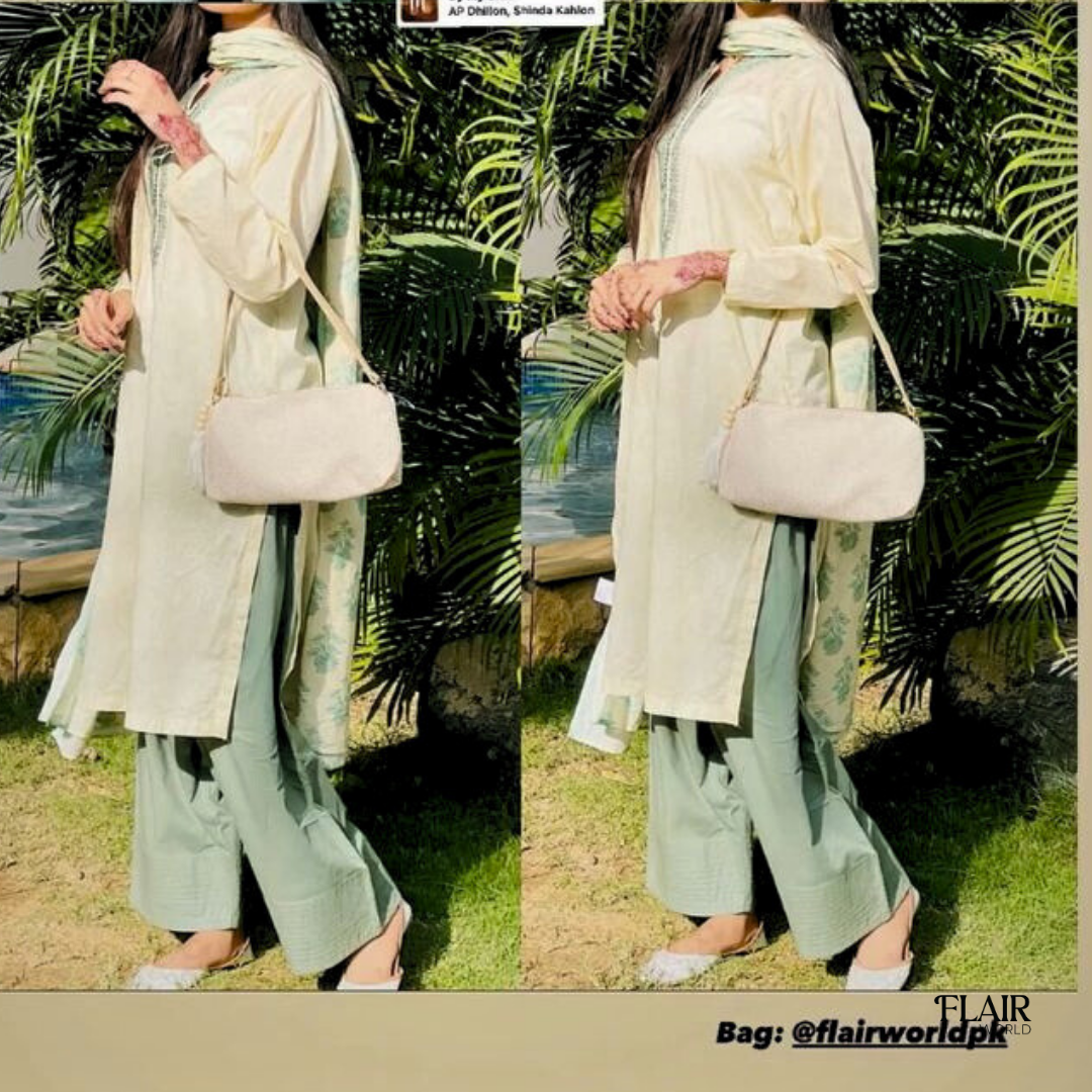 Ellen Beige Baguette Jute Bag