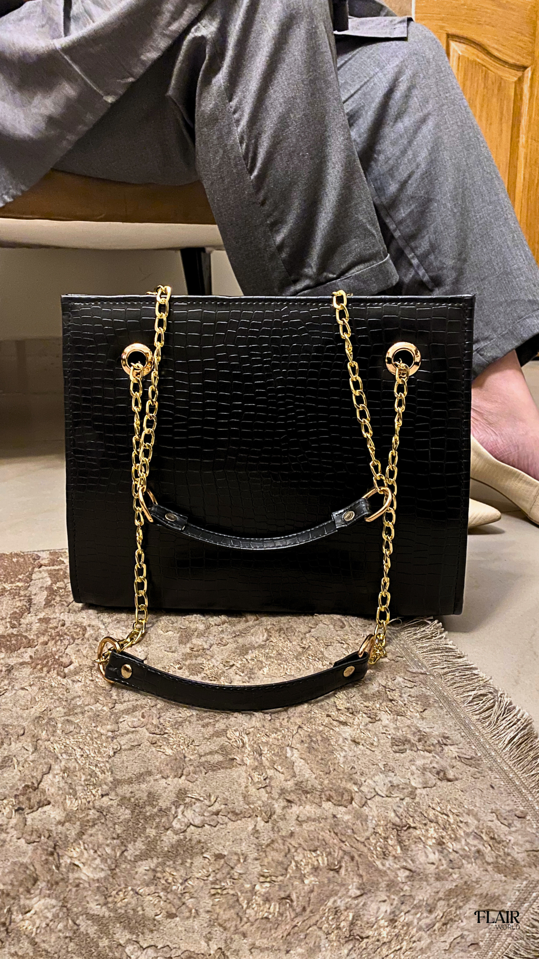 Manila Black Shoulder Bag