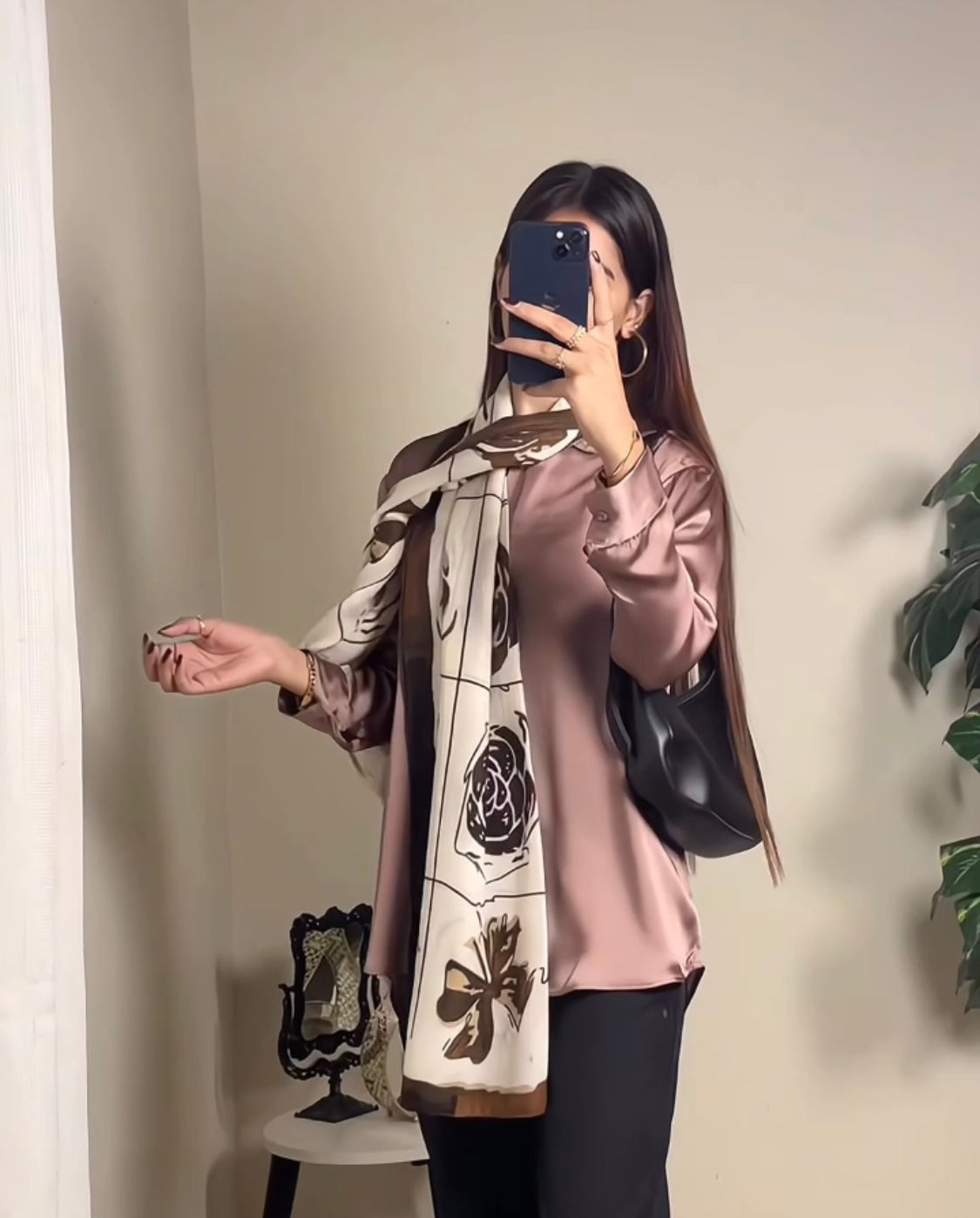 Alanna Black Hobo Bag