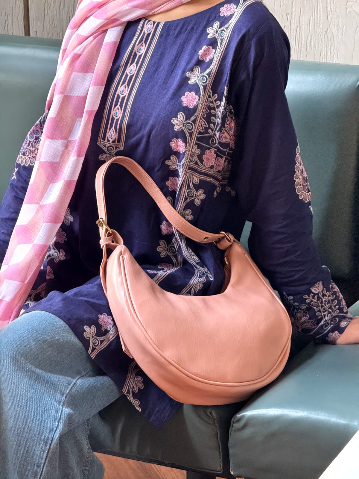 Roseeta pink Hobo Bag