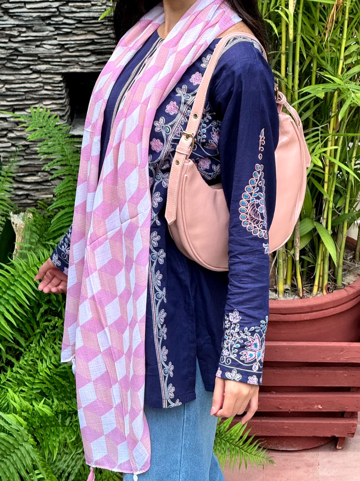 Roseeta pink Hobo Bag